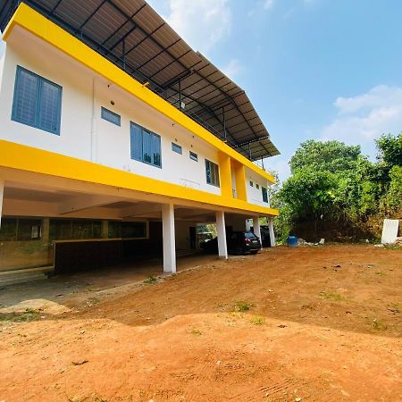 Erumely Central Homes Mundakāyam Εξωτερικό φωτογραφία