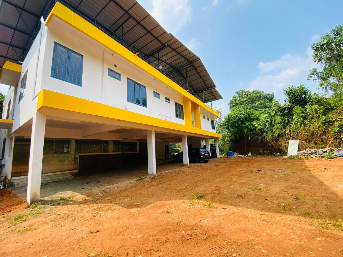 Erumely Central Homes Mundakāyam Εξωτερικό φωτογραφία