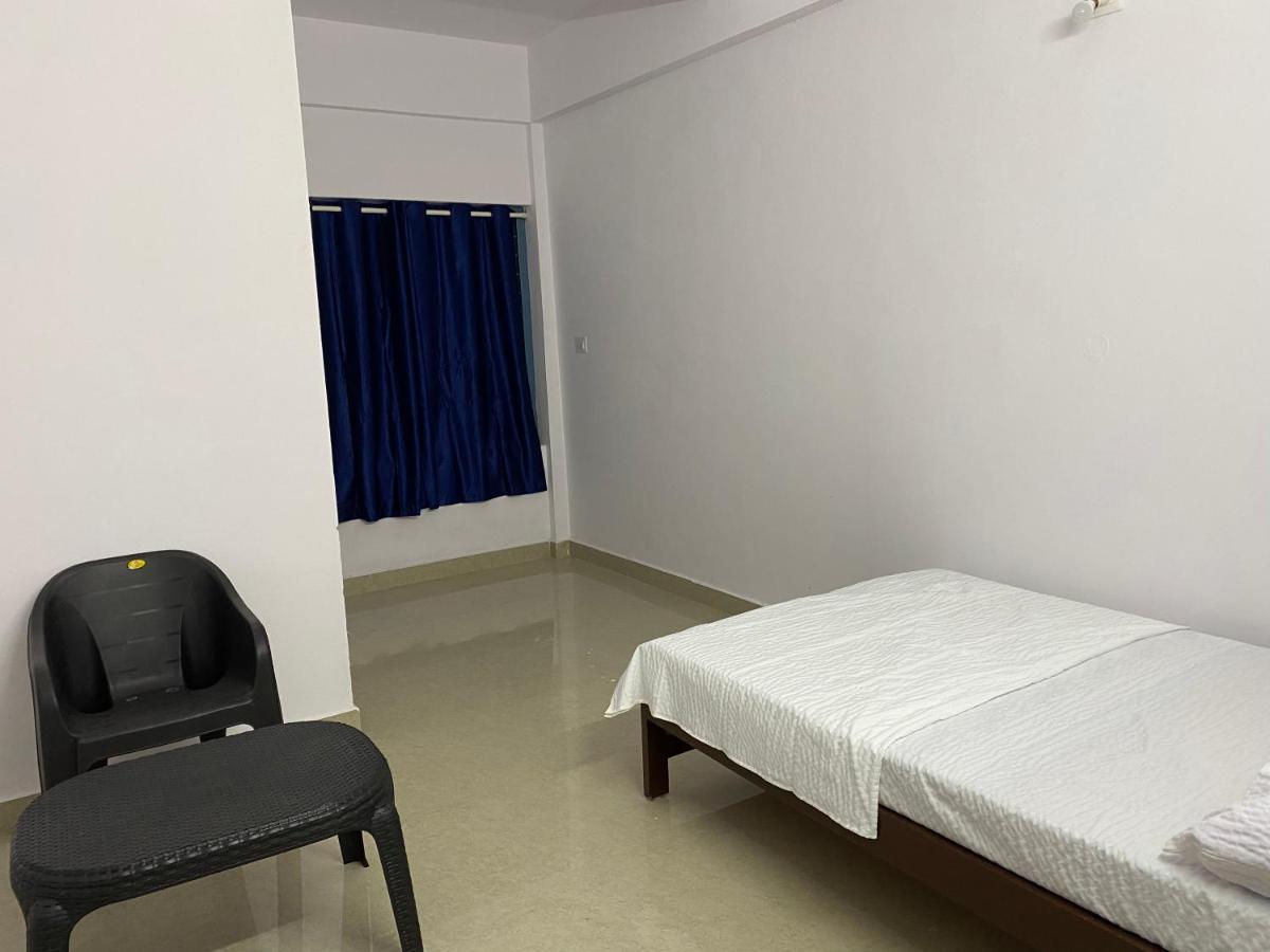 Erumely Central Homes Mundakāyam Εξωτερικό φωτογραφία